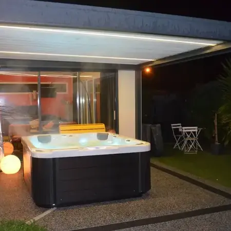 abri pour jacuzzi Rosporden-1
